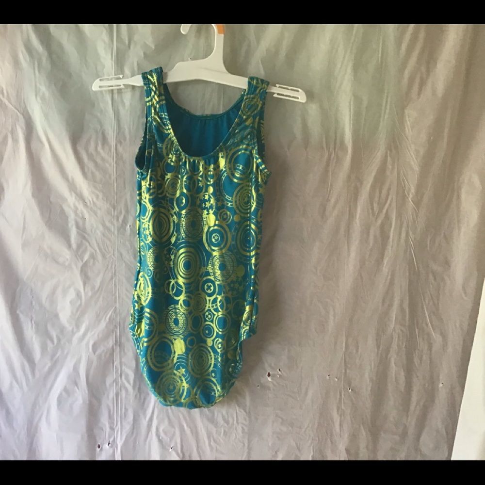 Girls leotard size small